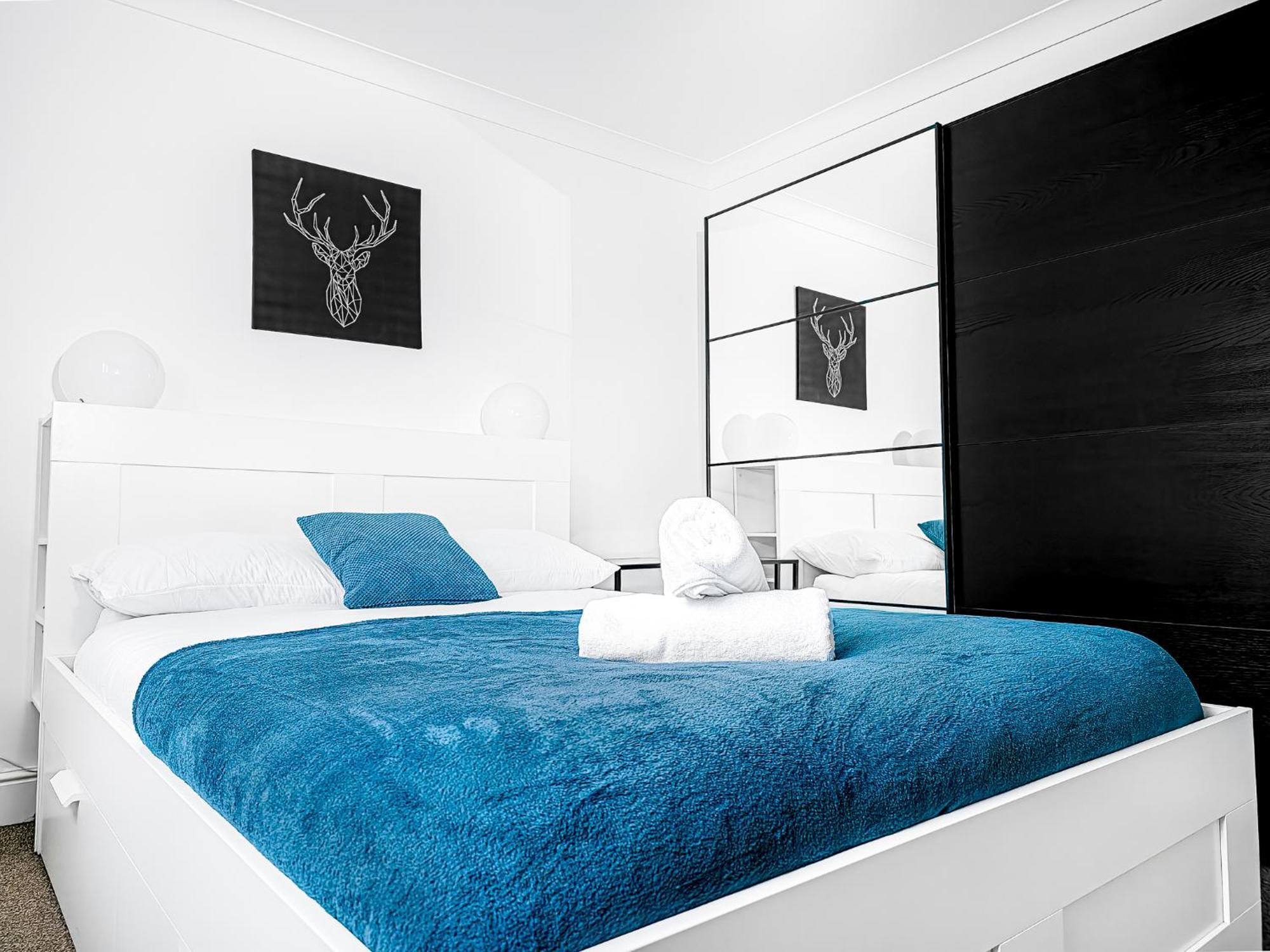 Charming London Home, Opp Arnos Grove Underground Station, Parking New Southgate Exterior foto